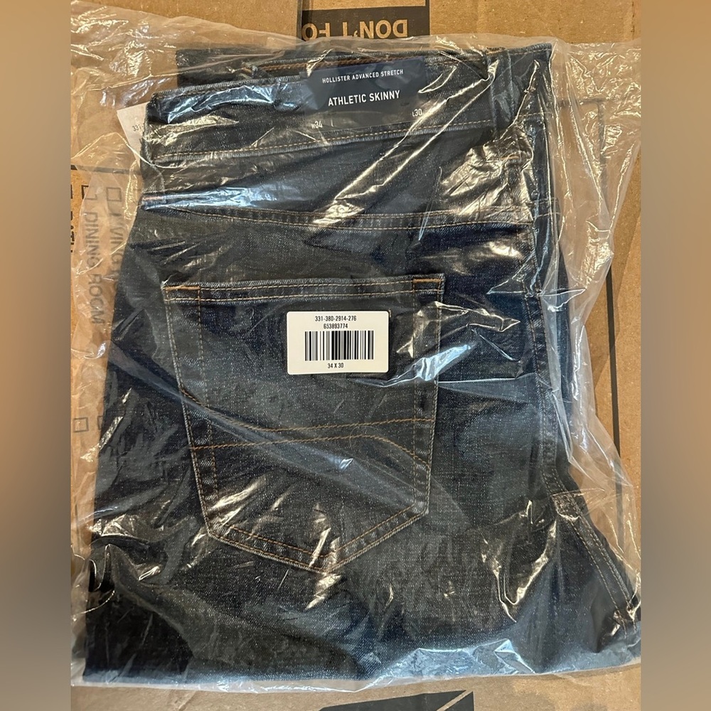 Hollister jeans